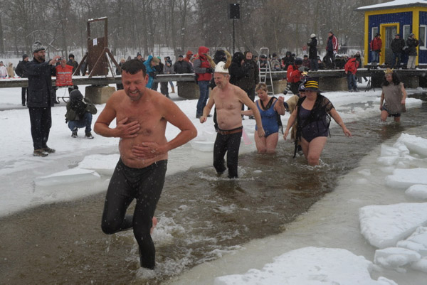 26. Winterbaden in Berlin, Foto von Bernd Kühler