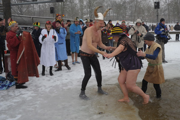 26. Winterbaden in Berlin, Foto von Bernd Kühler